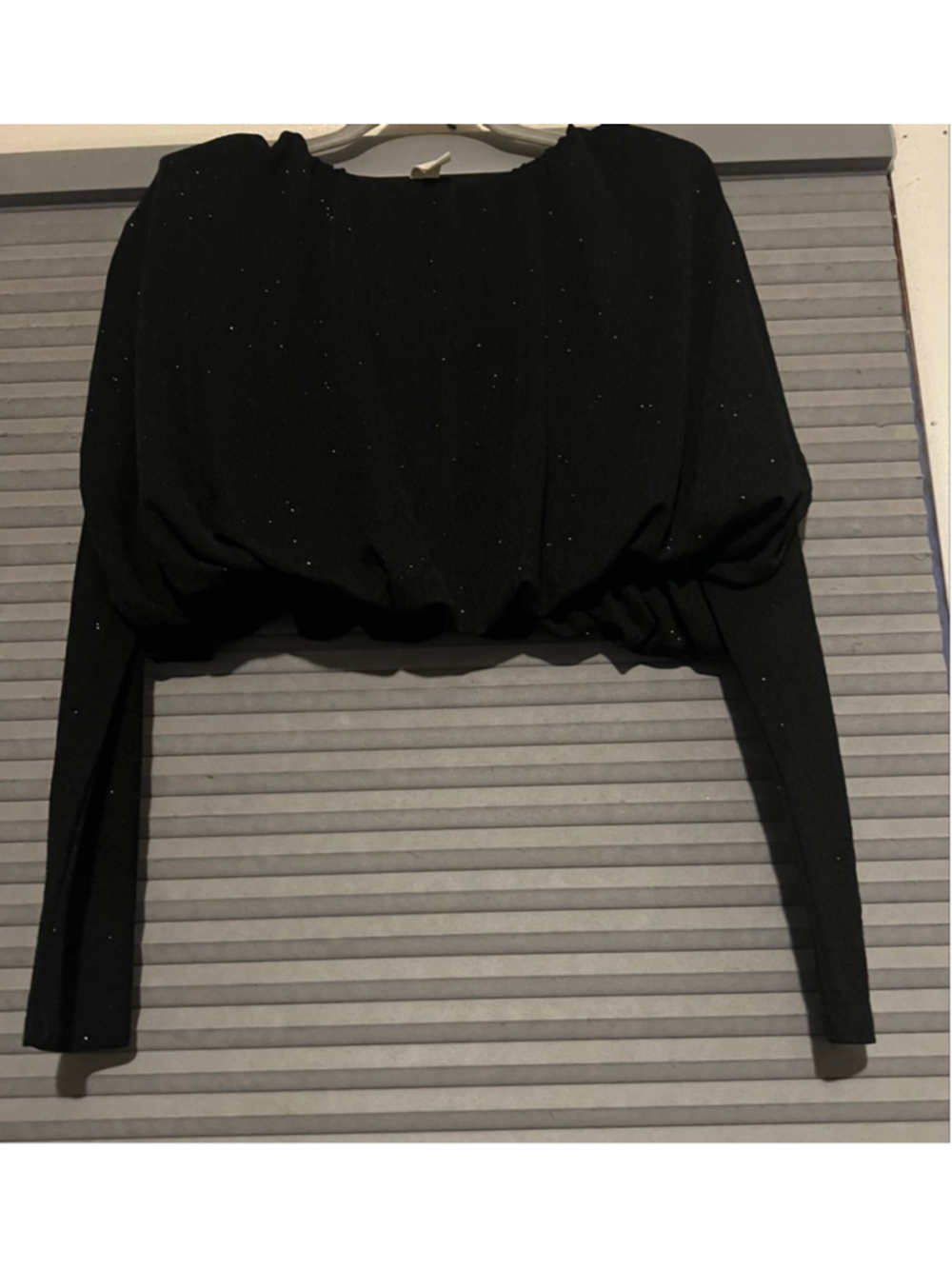 Women's H&M Black Sparkle Long Sleeve Tee Standard M
